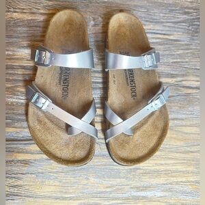 Birkenstock Mayari Sandals Womens Sz US8 EU39  Metallic
Buckle Leather Comfort